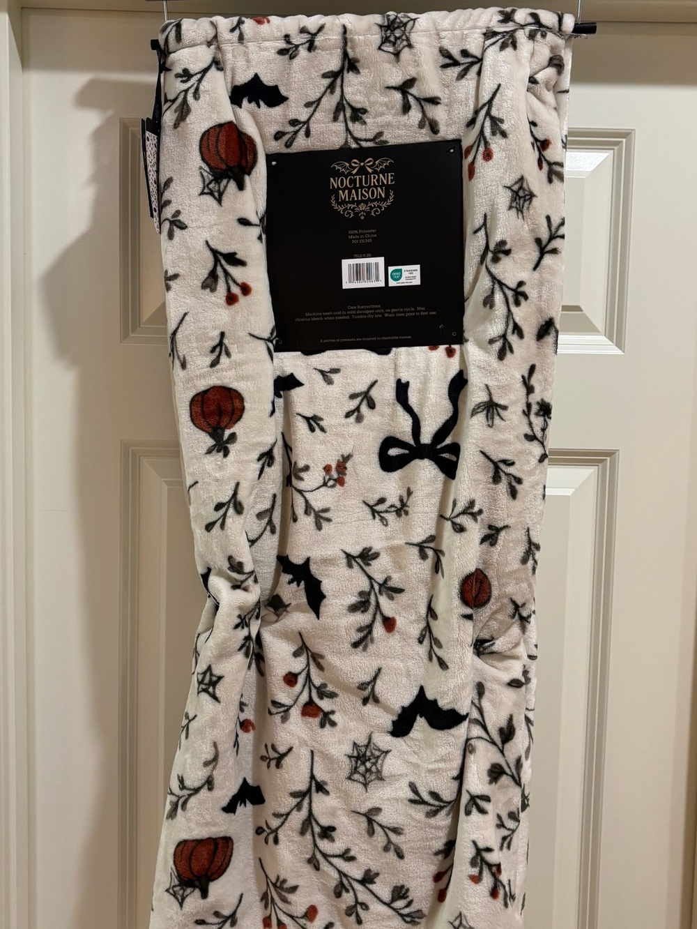Nocturne Maison Oversized Plush Halloween Blanket - Picture 4 of 4